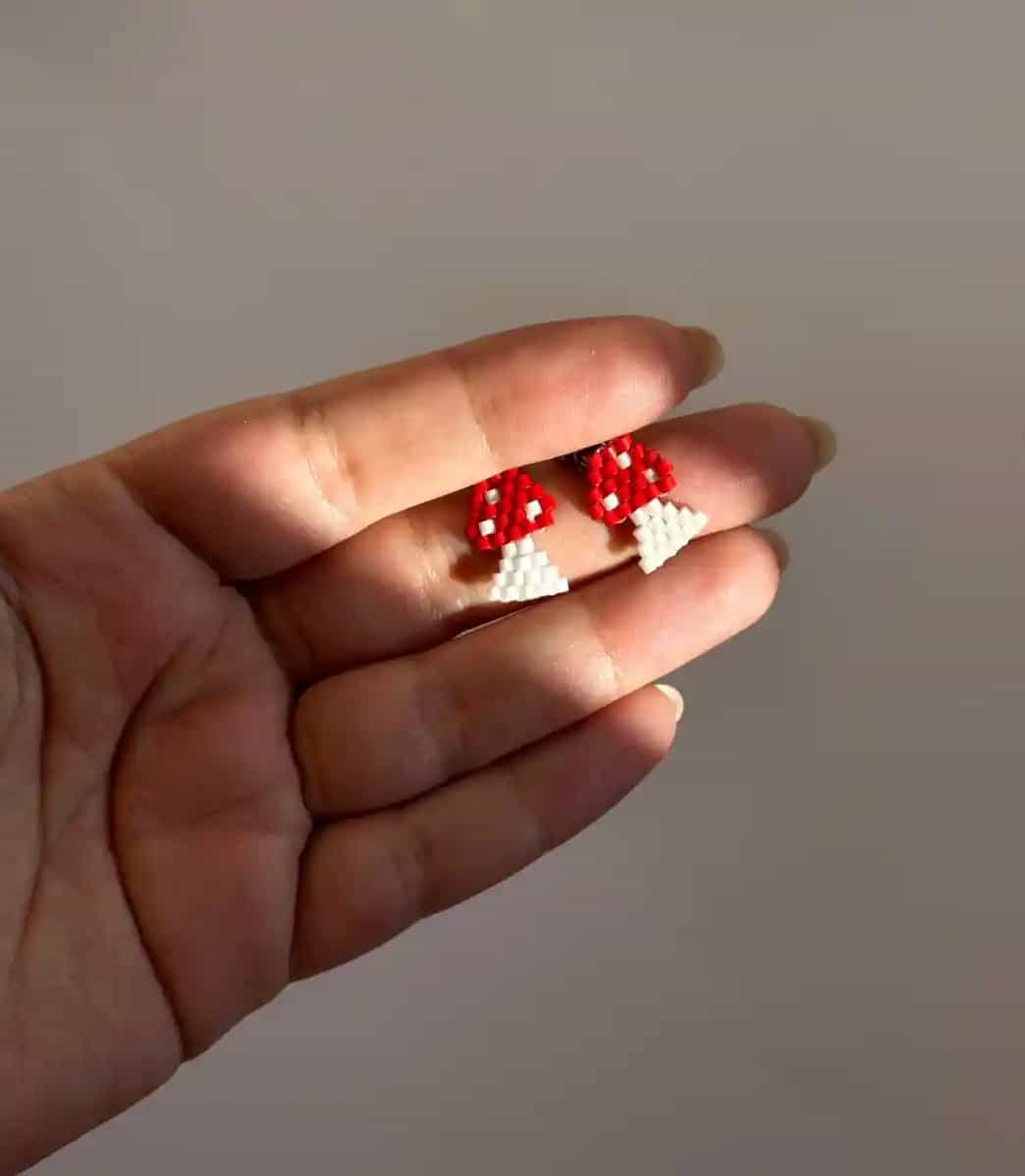 گوشواره منجوقی قارچ قرمز