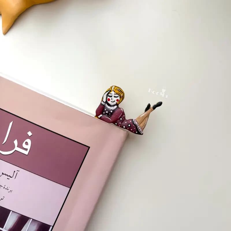 بوکمارک دستساز چوبی گیسو کمند - تصویر دوم